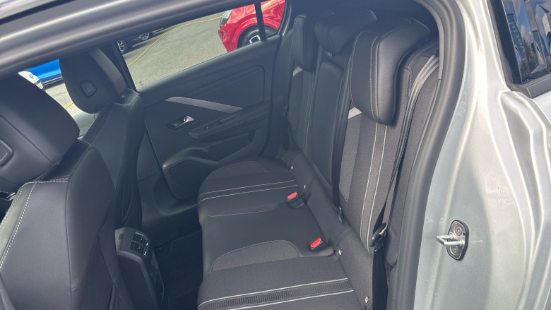 Vauxhall Astra 1.2 Turbo 130 GS 5dr Auto Petrol Hatchback